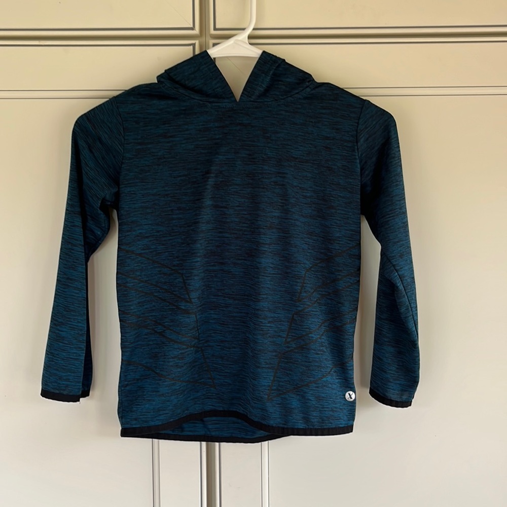 Xersion Hooded “Quick-Dri” Pullover 6-7